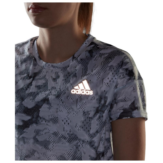 Adidas Γυναικεία κοντομάνικη μπλούζα Primeblue Fast Graphic Tee
